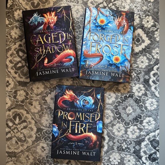 Of Dragons and Fae Series by Jasmine Walt - Picture 1 of 6